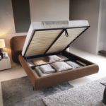 Dvoulůžková postel topio 160 x 200 cm s úložným prostorem chenille hnědooranžová