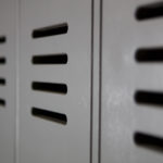 SKŘÍŇ STIJN OCELOVÁ ŠEDÁ