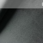 OTOMAN SHEL SAMET TMAVĚ ŠEDÝ