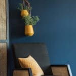 ZÁVĚSNÝ KVĚTINÁČ SKITTLE MALÝ ŽLUTÝ