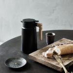 TERMOSKA COLE 1800 ML ČERNÁ